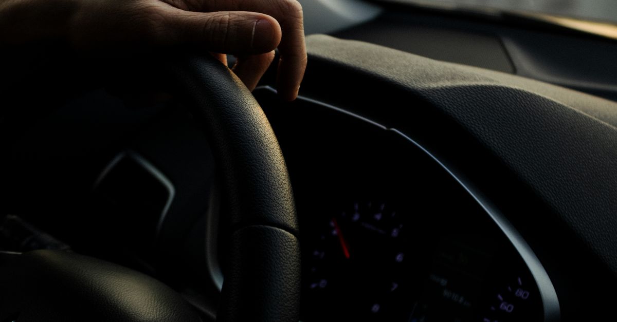 Essential Techniques for Smooth Manual Driving